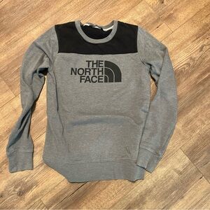 The North Face Womens Gray Pullover Sweater Medium